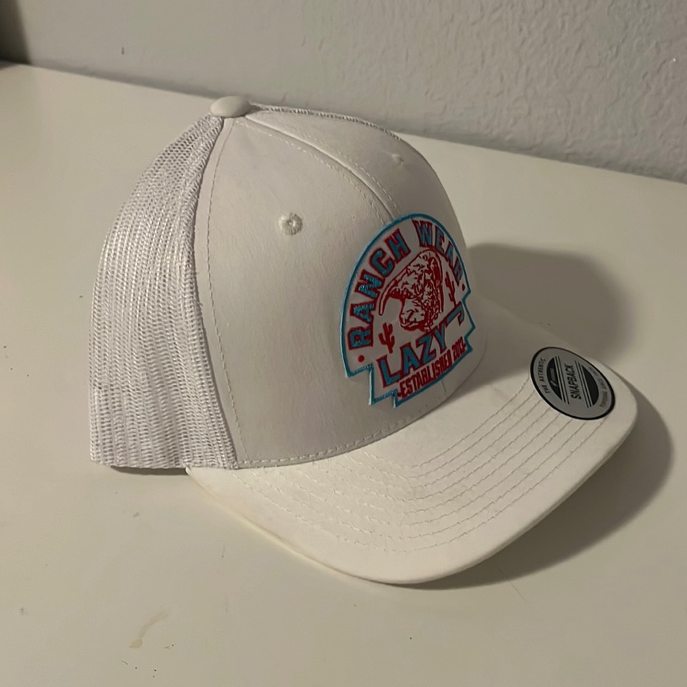 Lazy ranch cap